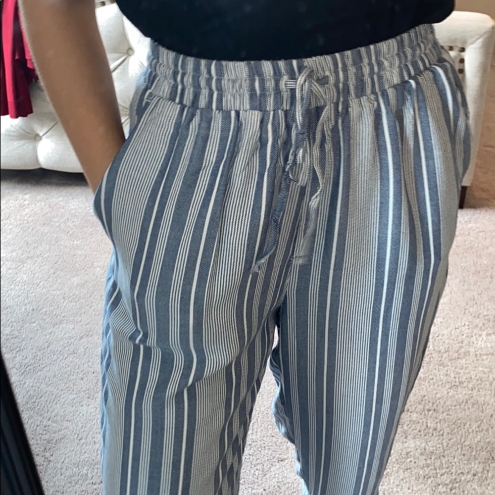 NEW american eagle high wasted striped pants.(tag)